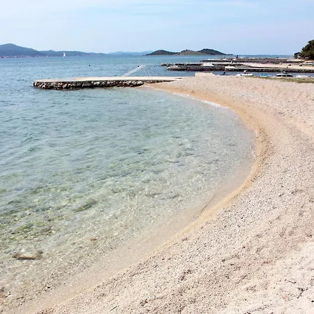 Family-friendly With Swimming Pool Sveti Petar, Biograd - 24260 * スベティ・フィリップ・イ・ヤコブ