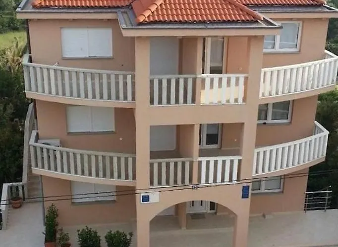 Family-friendly With Swimming Pool Sveti Petar, Biograd - 24260 Lägenhet *