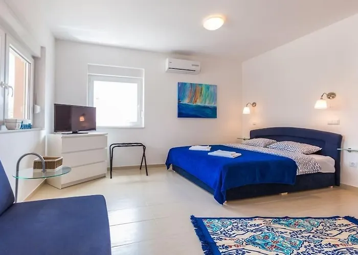 Family-friendly With Swimming Pool Sveti Petar, Biograd - 24260 Lägenhet Sveti Filip i Jakov